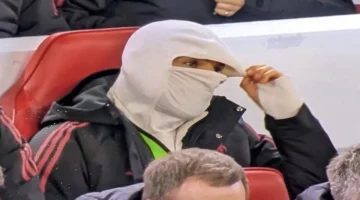 محمد صلاح يجلس على مقاعد بدلاء ليفربول للمباراة الثانية بسبب تراجع مستواه وتأثير القرار على الفريق 1